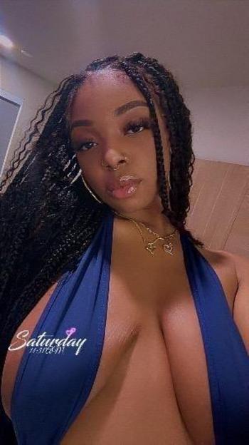 Karliee , 28  female escort, Monroe