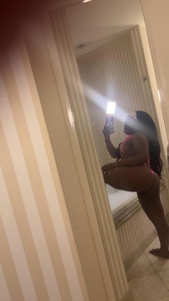 Blaccbarbiee, 21  female escort, Monroe