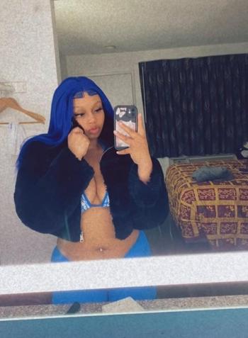 Exotic, 23  female escort, Monroe