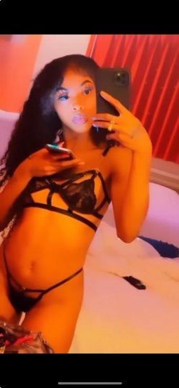 702-931-1200, 21  female escort, Monroe