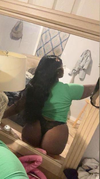 712-401-3319, 27  female escort, Monroe